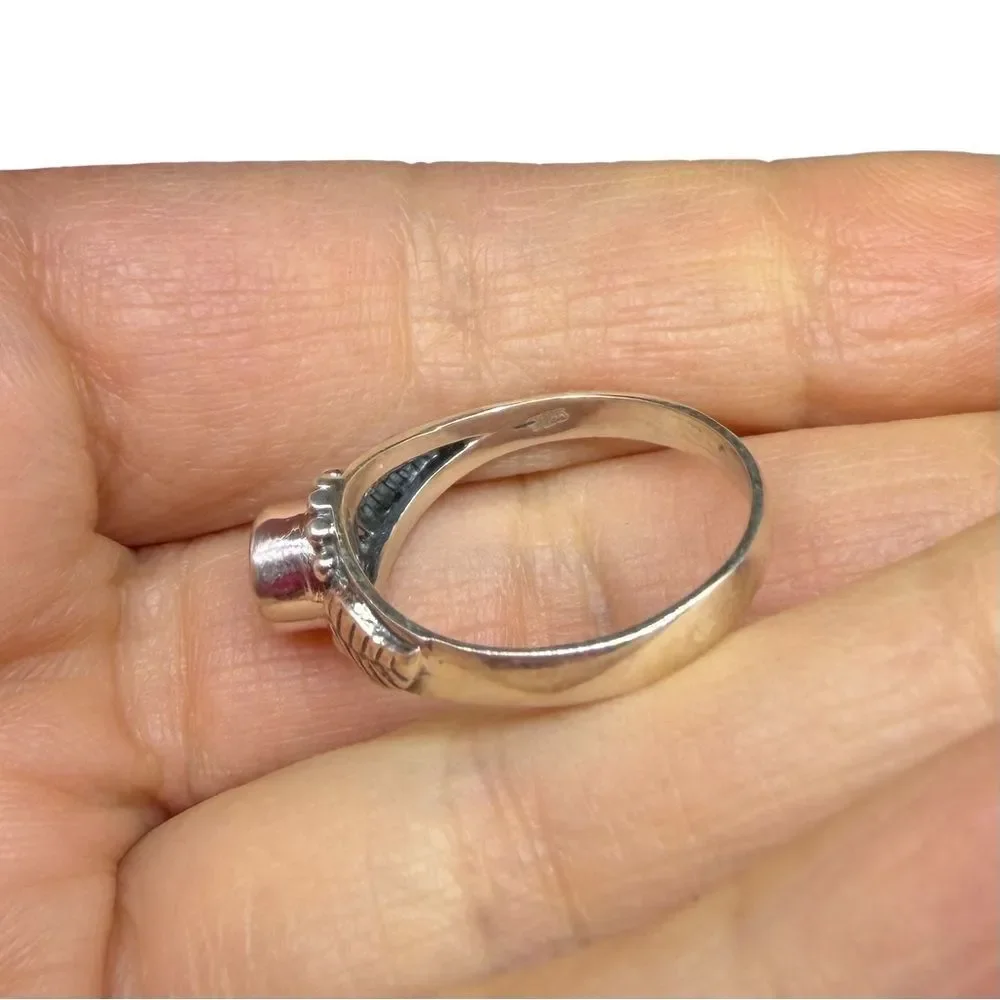 Green Onyx Ring Solid 925 Sterling Silver Size 7.5 Solid 925 Sterling Silver